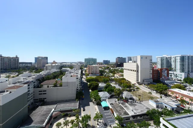 a picture of city view