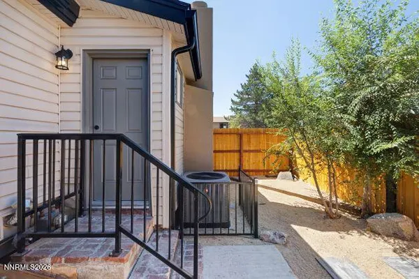 $1,895 | 309 4th Street, Sparks, NV 89431