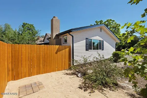 $1,895 | 309 4th Street, Sparks, NV 89431