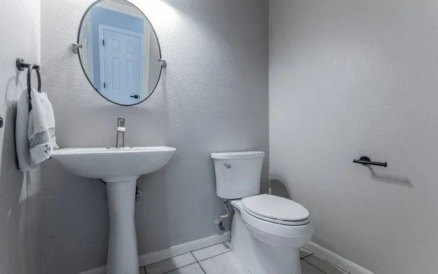 $580,000 | 208 Settlers Valley Drive, Pflugerville, TX 78660