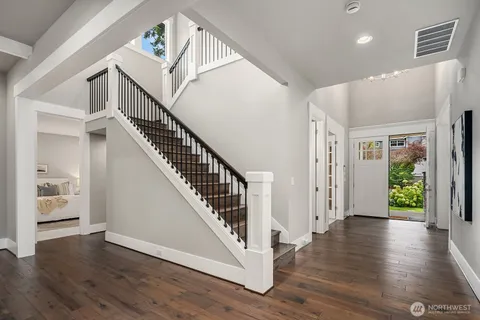 $4,168,000 | 1646 106th Avenue Southeast, Bellevue, WA 98004