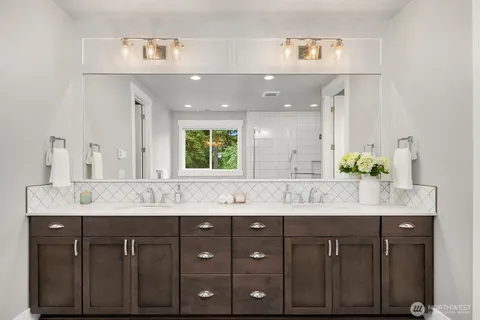 $4,168,000 | 1646 106th Avenue Southeast, Bellevue, WA 98004