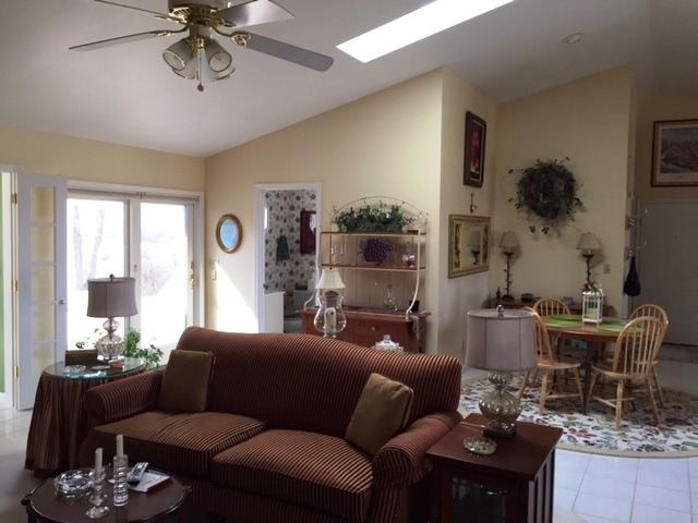 44 North 42nd Road Mendota, IL 61342 - Photo 5 of 25