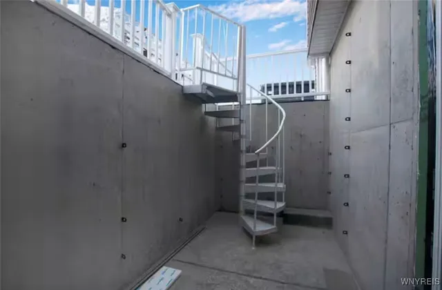 $1,500 | 140 Seymour Street, Buffalo, NY 14210