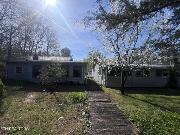 $179,900 | 554 Mary Cromwell Road, Jamestown, TN 38556