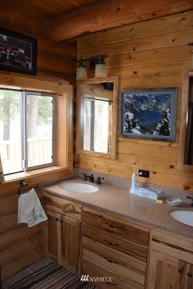 1330 Aeneas Valley Road Tonasket, WA 98855 - Photo 14 of 25 Gallery Image 14