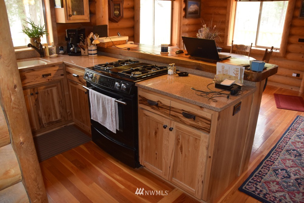 1330 Aeneas Valley Road Tonasket, WA 98855 - Photo 17 of 25 Gallery Image 17