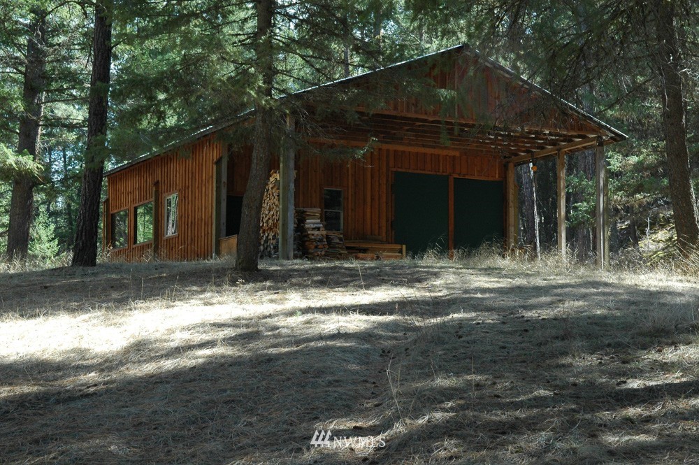 1330 Aeneas Valley Road Tonasket, WA 98855 - Photo 5 of 25 Gallery Image 5