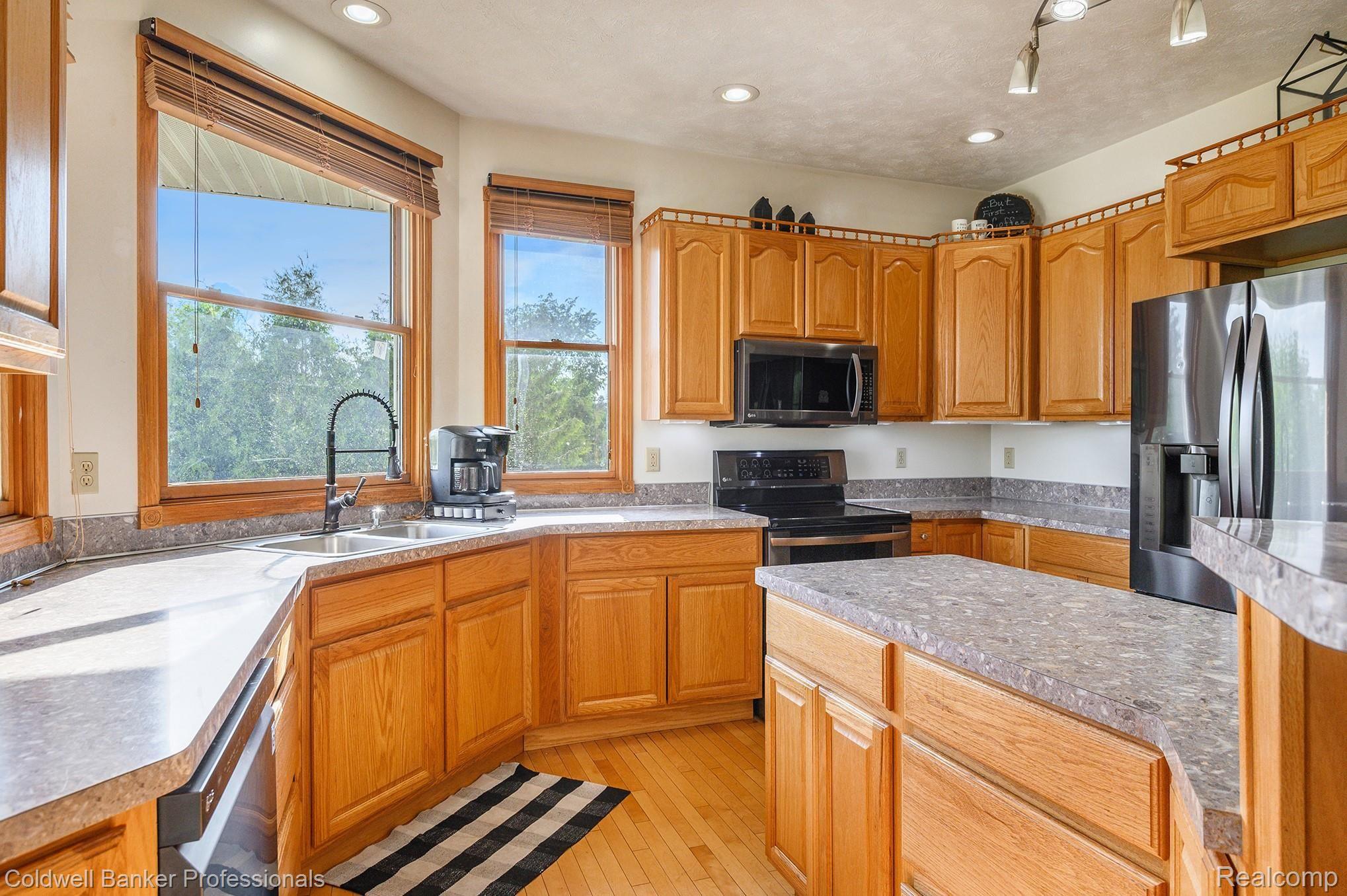 3114 East Frances Road Mount Morris, MI 48458 - Photo 7 of 43 Kitchen