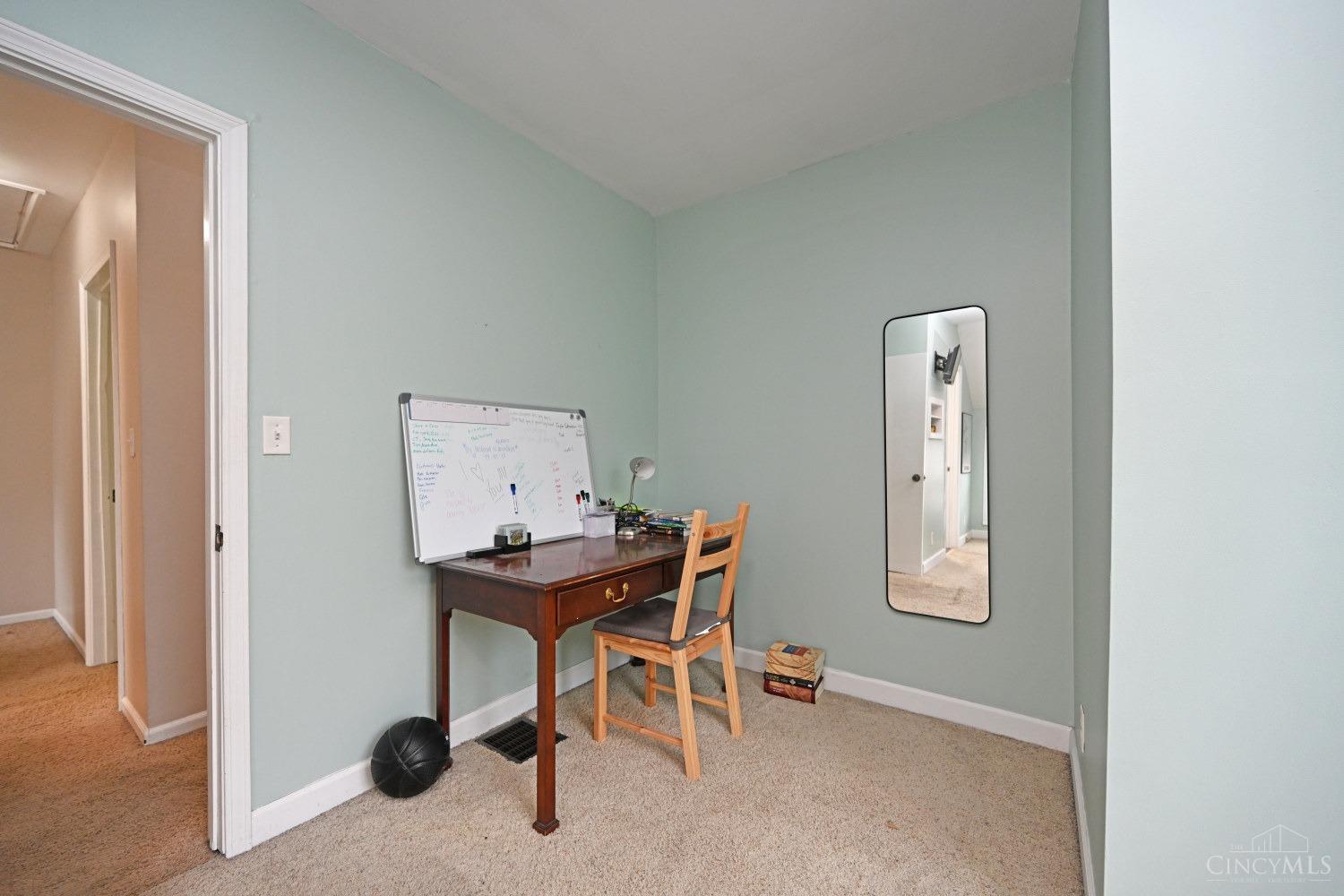 813 3rd Street Reading, OH 45215 - Photo 20 of 33
