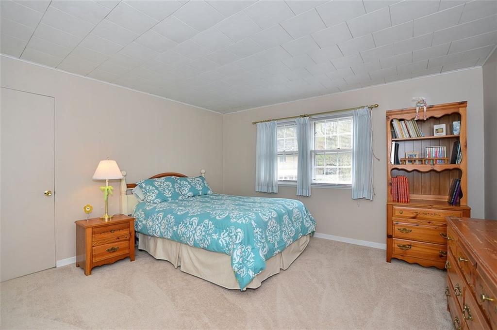 785 Elm Spring Road Mt. Lebanon, PA 15243 - Photo 15 of 25 2nd Bedroom