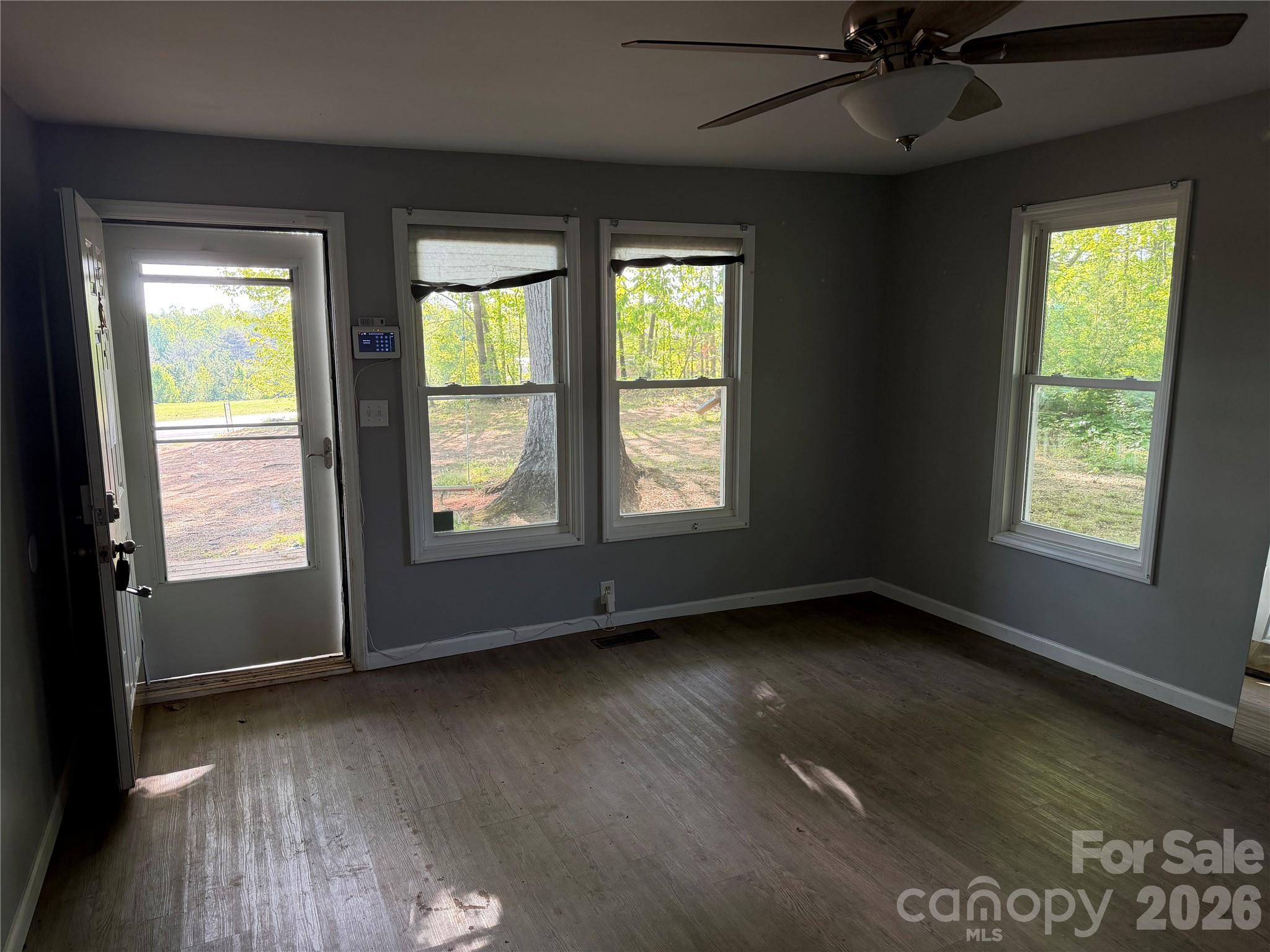 3724 Kathy Road Morganton, NC 28655 - Photo 4 of 22