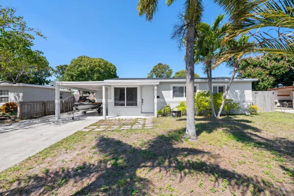 $390,000 | 611 Northwest 18th Court, Pompano Beach, FL 33060