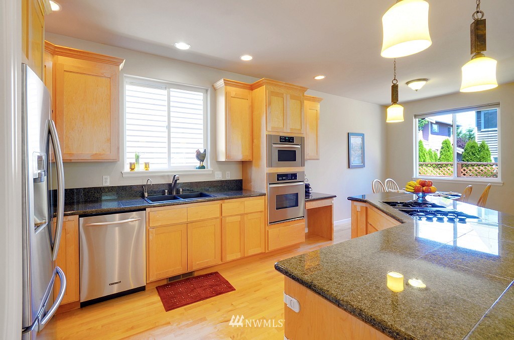 1205 231st Street Southeast Bothell, WA 98021 - Photo 11 of 22