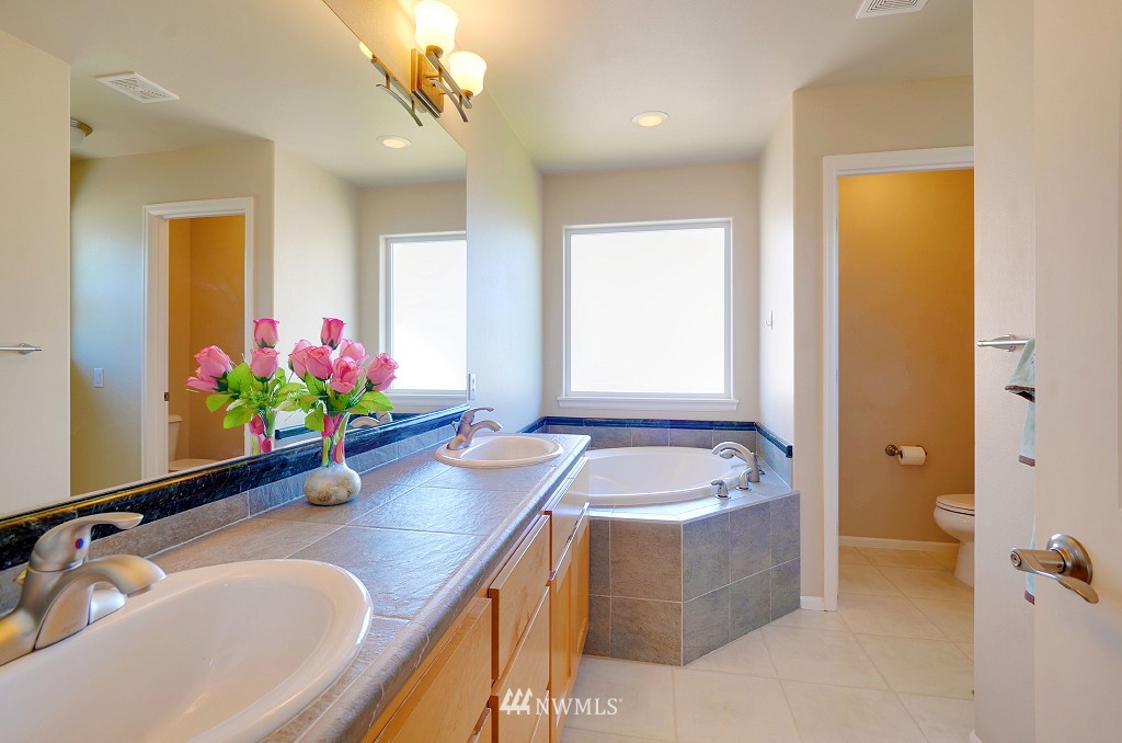 1205 231st Street Southeast Bothell, WA 98021 - Photo 17 of 22
