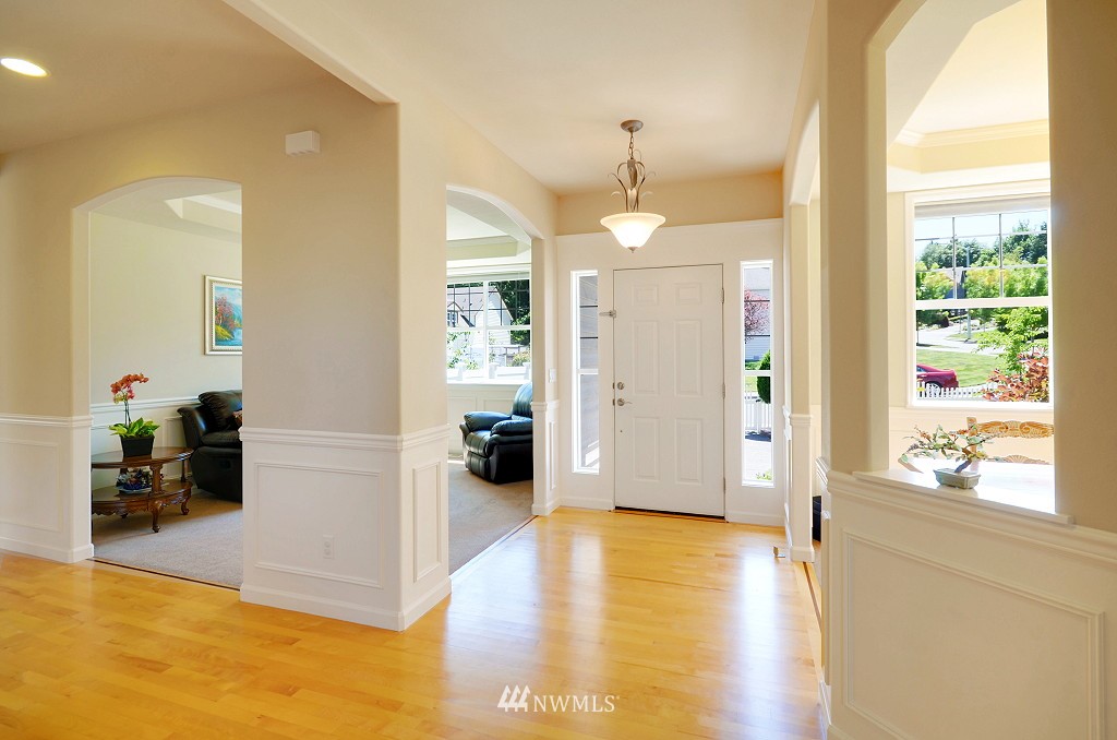 1205 231st Street Southeast Bothell, WA 98021 - Photo 3 of 22