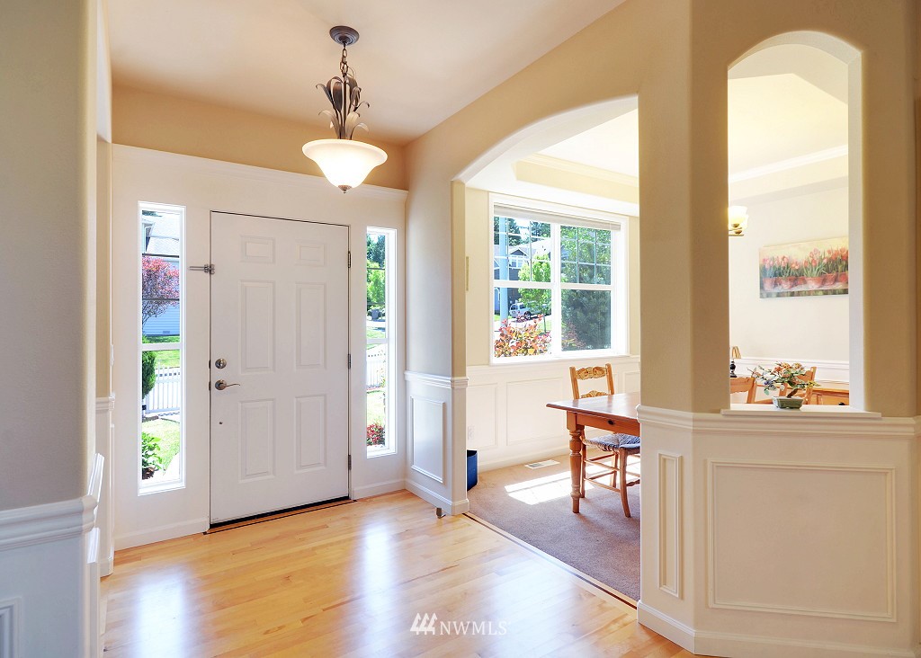 1205 231st Street Southeast Bothell, WA 98021 - Photo 4 of 22