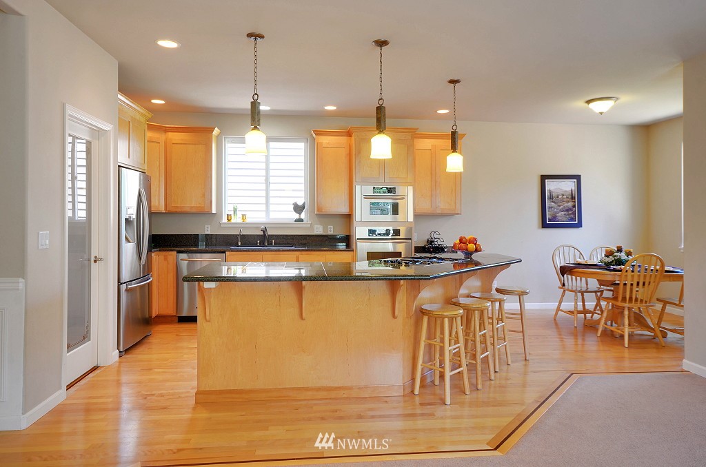 1205 231st Street Southeast Bothell, WA 98021 - Photo 9 of 22