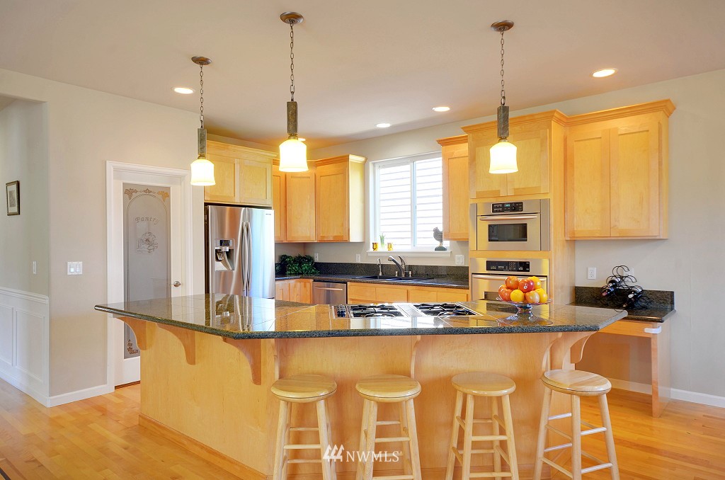 1205 231st Street Southeast Bothell, WA 98021 - Photo 10 of 22