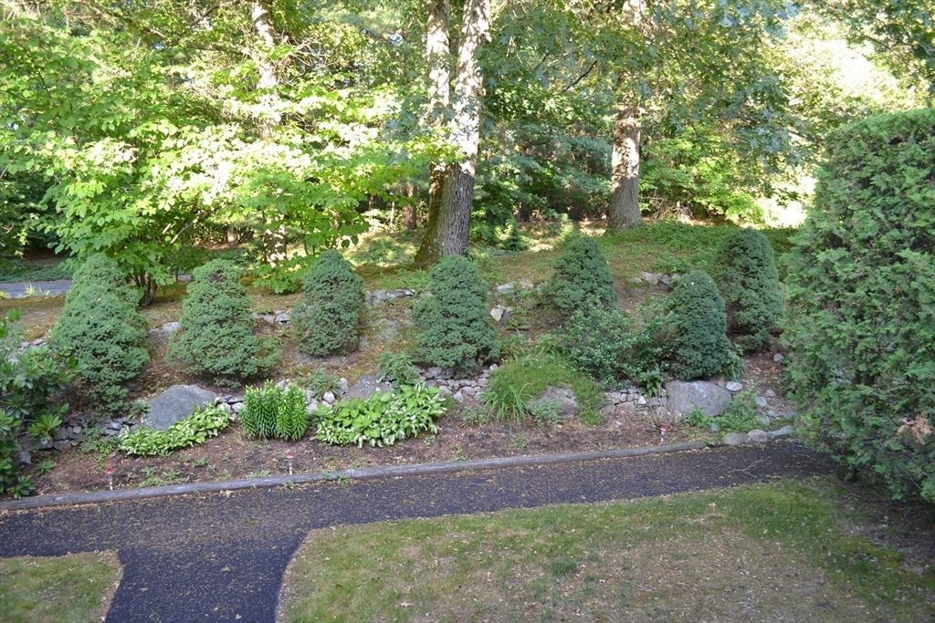 31 East Bluff Road, Unit 31 Ashland, MA 01721 - Photo 24 of 26