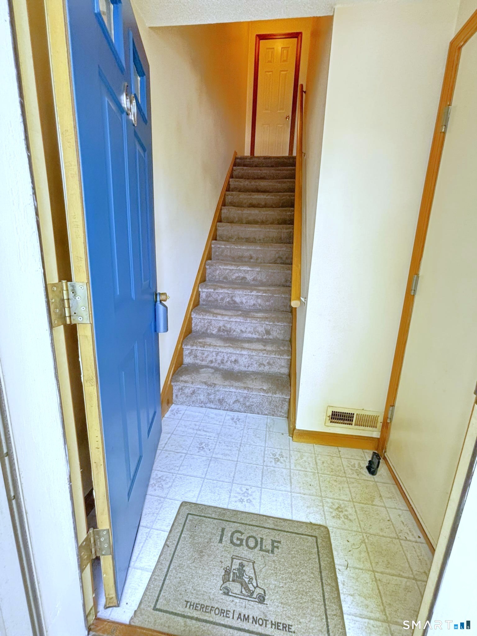 380 Hitchcock Road, Unit 60 Waterbury, CT 06705 - Photo 3 of 40