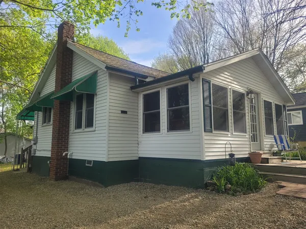 $274,900 | 1193 Lakeview Drive, Brooklyn, MI 49230
