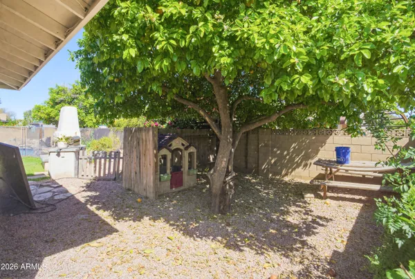 $679,000 | 6503 South Bonarden Lane, Tempe, AZ 85283