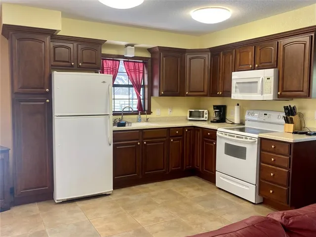 $2,500 | 7444 Northwest 14th Street, Ocala, FL 34482