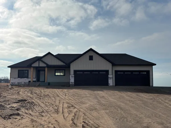 $779,900 | 12901 295th Avenue Northwest, Princeton, MN 55371