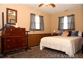 7500 Passfield Road Rochester, IL 62563 - Photo 12 of 19