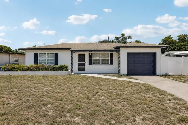 $310,000 | 104 East Grapefruit Circle, Clearwater, FL 33759