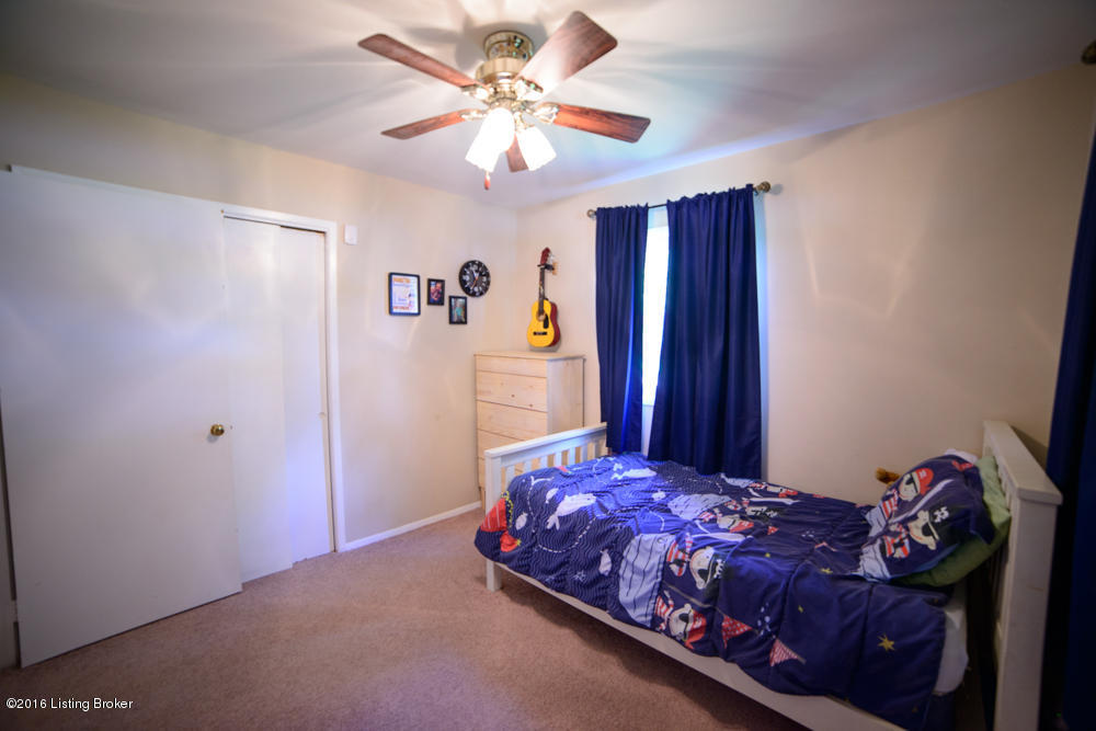 9617 Camille Road Louisville, KY 40299 - Photo 25 of 27 9617 Camille Drive-30