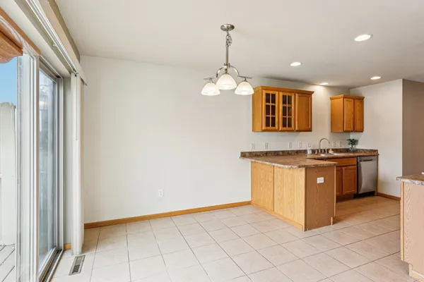 $275,000 | 224 Hometown Avenue, Unit 13, Fall River, WI 53932