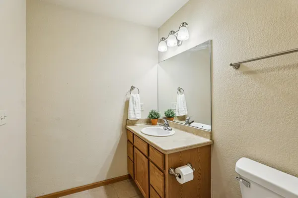 $275,000 | 224 Hometown Avenue, Unit 13, Fall River, WI 53932