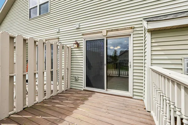 $275,000 | 224 Hometown Avenue, Unit 13, Fall River, WI 53932