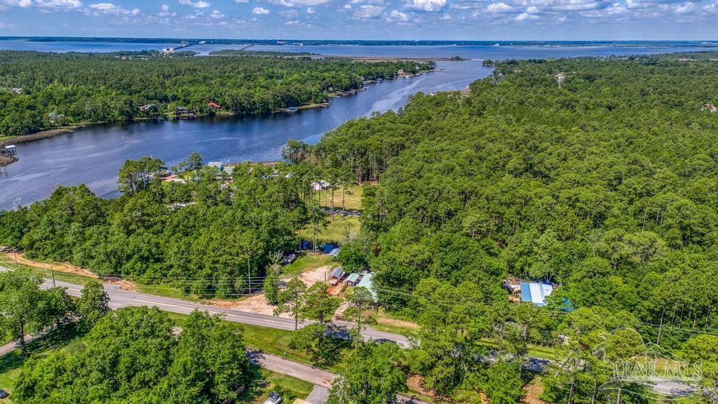 3171 Montecito Boulevard Milton, FL 32583 - Photo 46 of 49