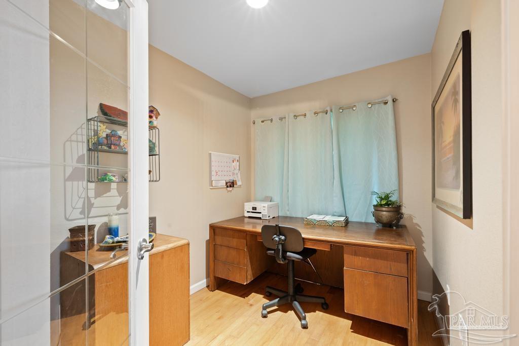 3171 Montecito Boulevard Milton, FL 32583 - Photo 7 of 49