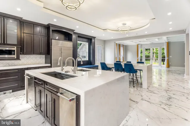 a view of an entryway