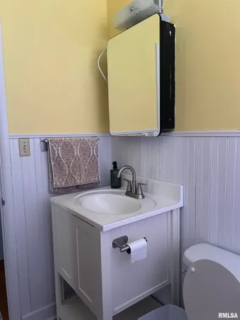 $110,000 | 802 Bobby Avenue, Macomb, IL 61455