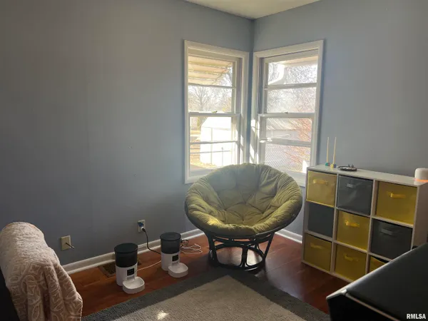 $110,000 | 802 Bobby Avenue, Macomb, IL 61455