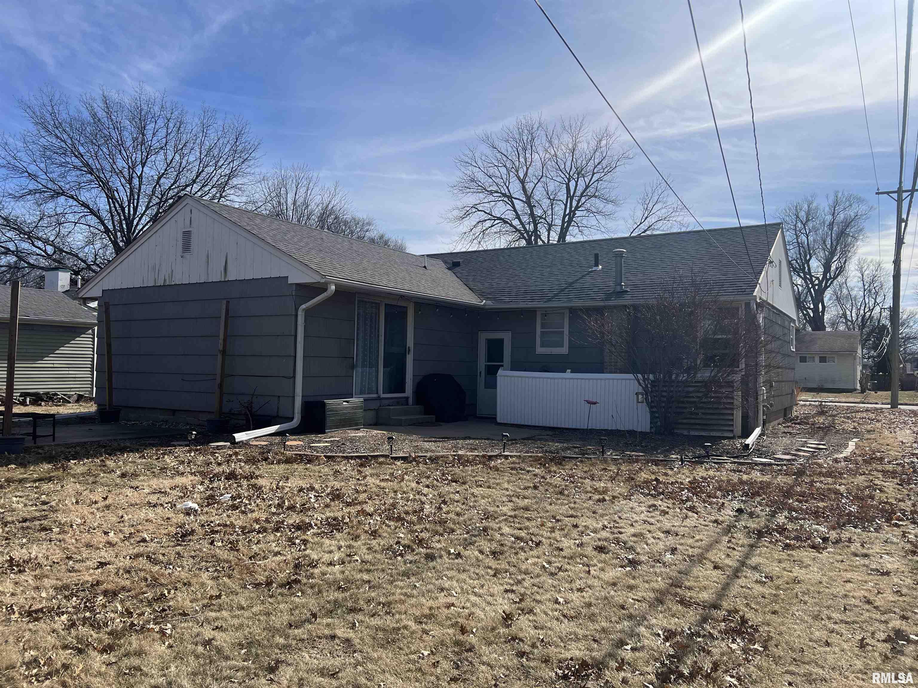 802 Bobby Avenue Macomb, IL 61455 - Photo 4 of 31