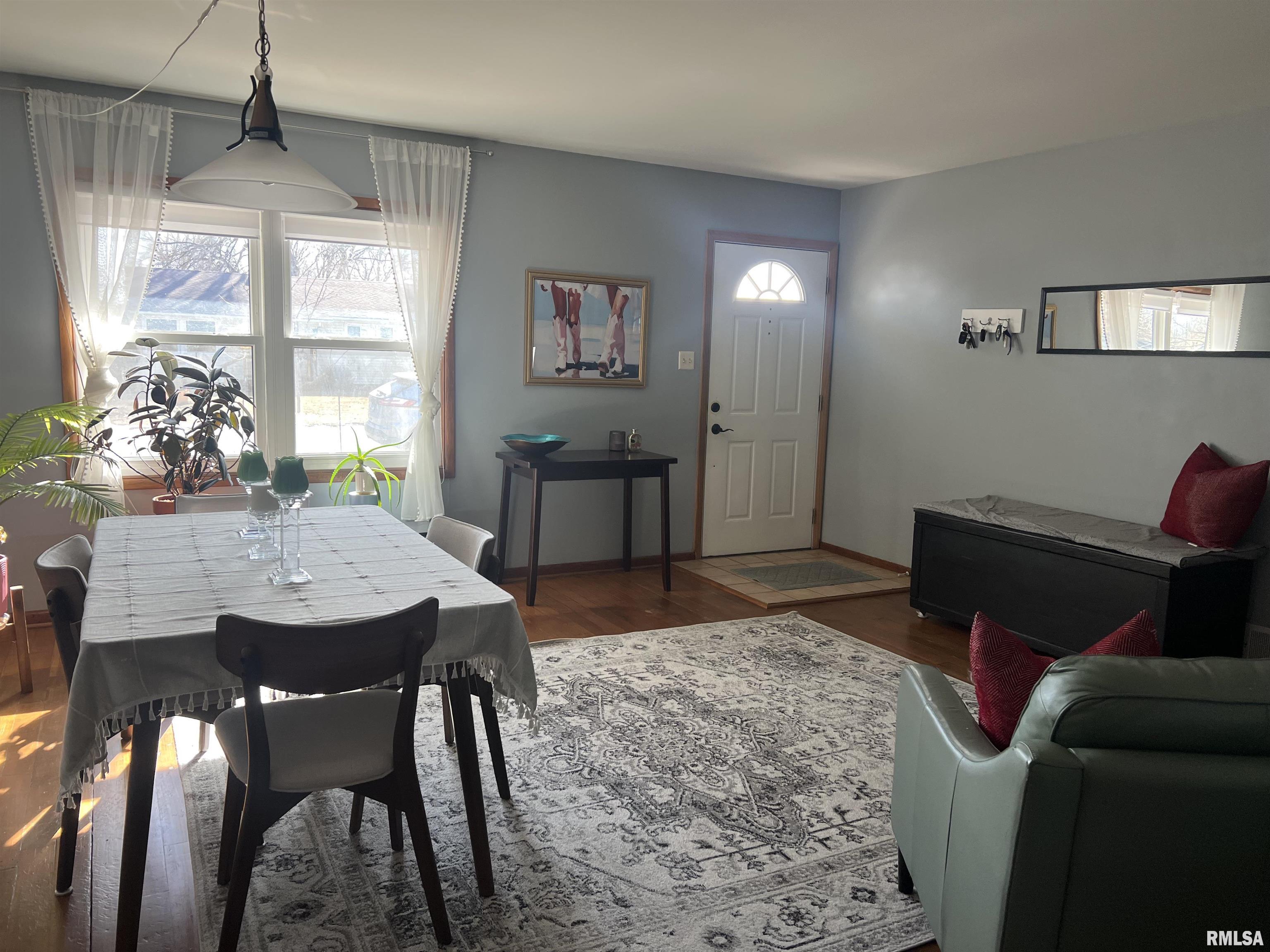 802 Bobby Avenue Macomb, IL 61455 - Photo 6 of 31