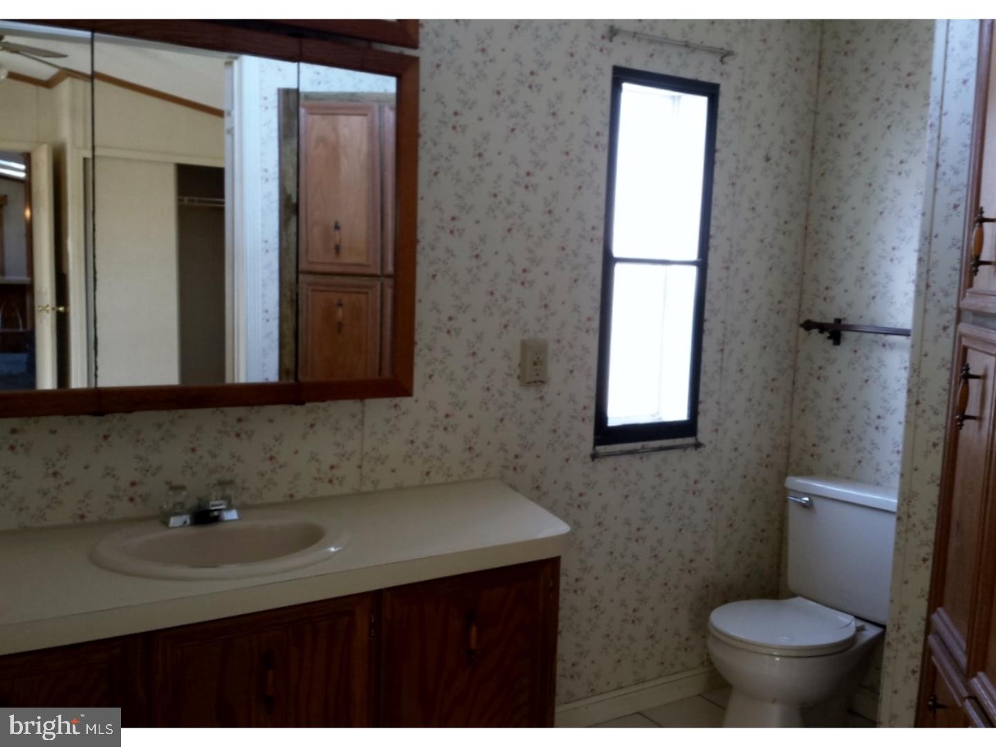 200 Ramah Road, Unit 72 Bridgeton, NJ 08302 - Photo 11 of 21 Bathroom