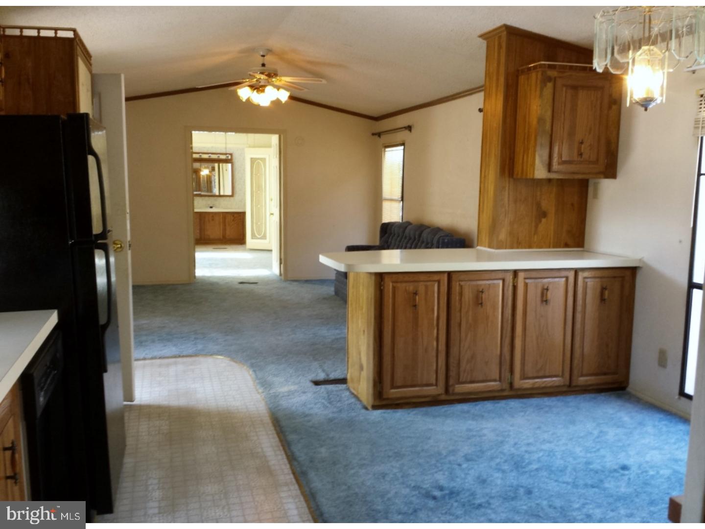200 Ramah Road, Unit 72 Bridgeton, NJ 08302 - Photo 5 of 21 Living Room