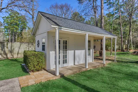 $850,000 | 8 Wind River Court, Conroe, TX 77384