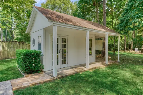 $850,000 | 8 Wind River Court, Conroe, TX 77384