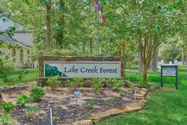 $850,000 | 8 Wind River Court, Conroe, TX 77384