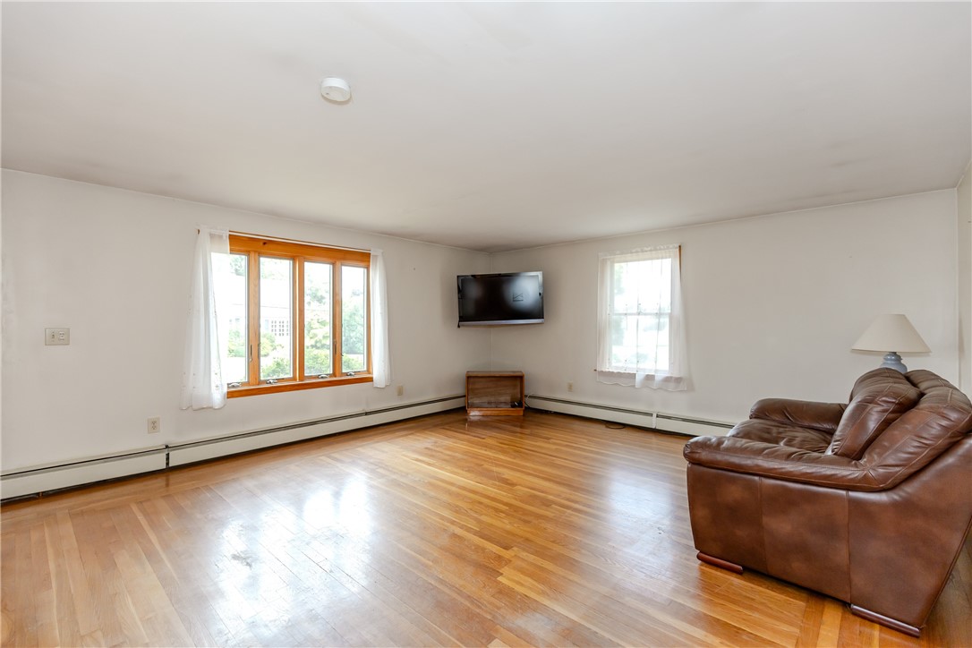 6 Lookout Street Smithfield, RI 02828 - Photo 13 of 43