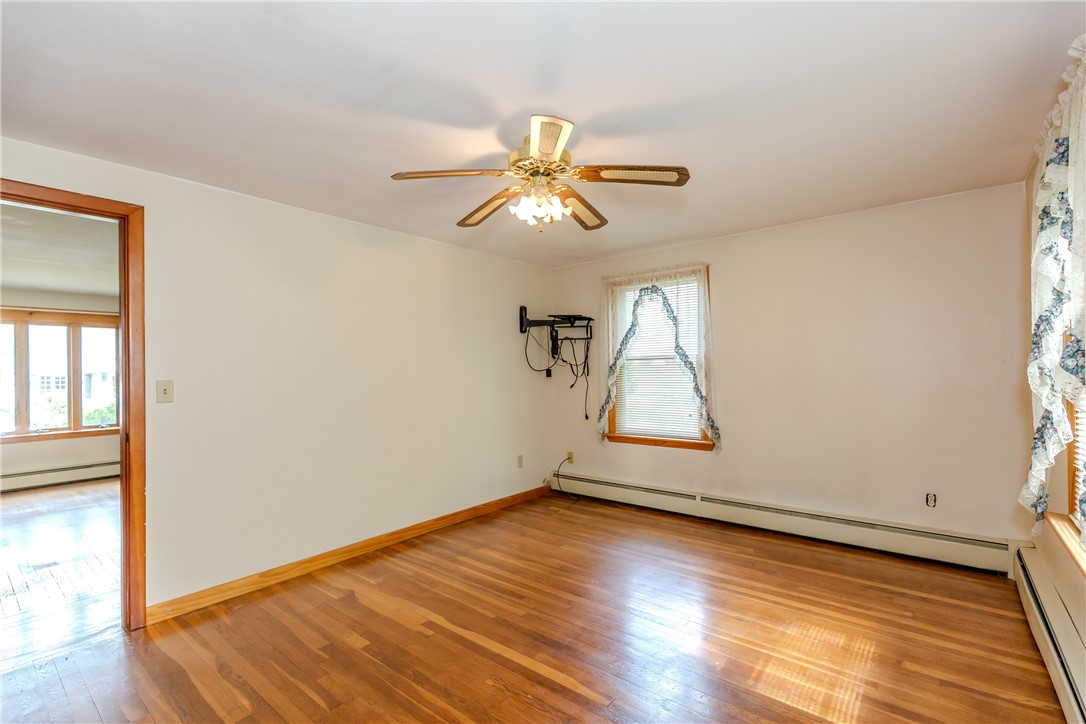 6 Lookout Street Smithfield, RI 02828 - Photo 15 of 43