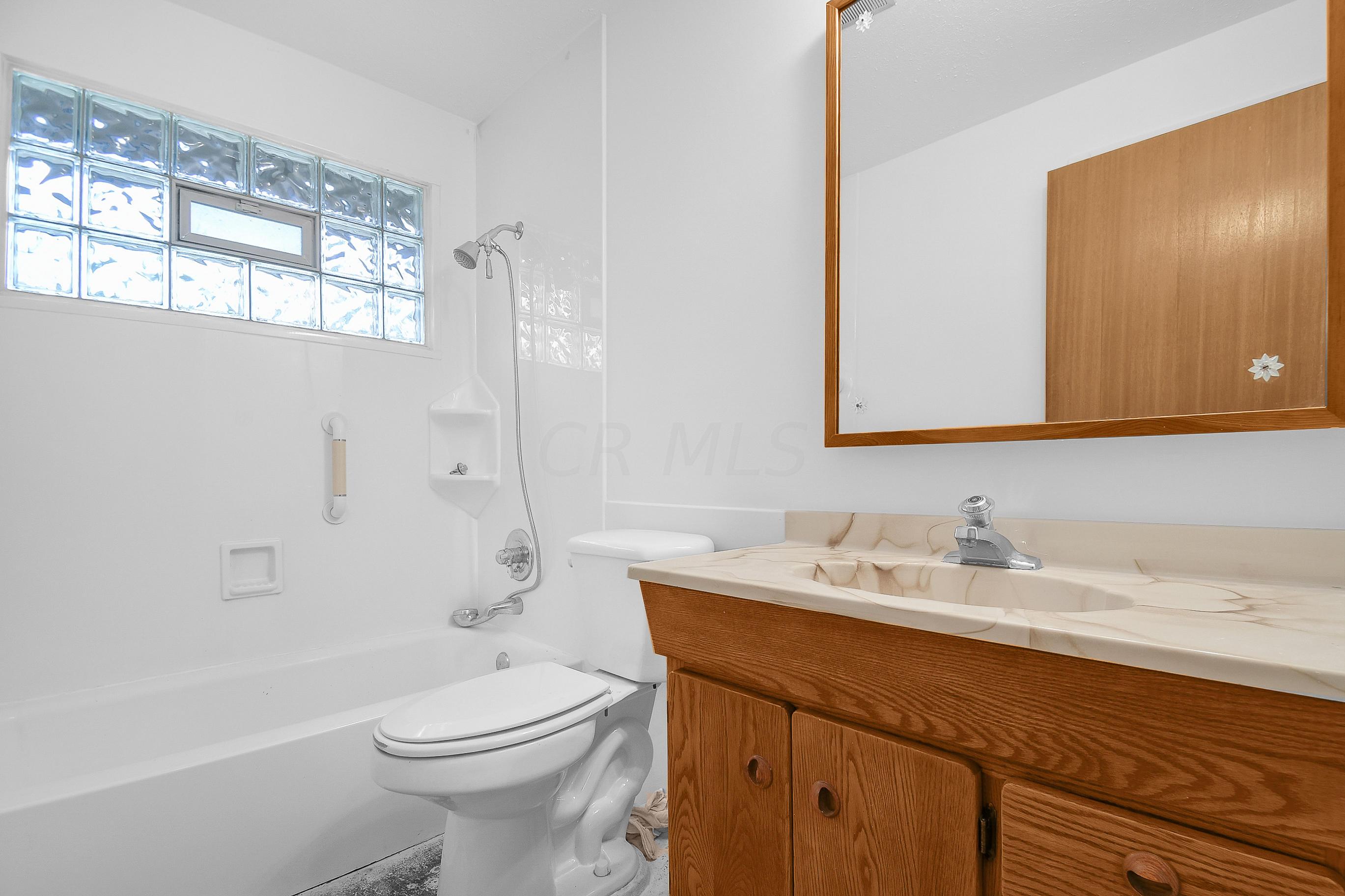 3520 Fishinger Road Columbus, OH 43221 - Photo 23 of 40